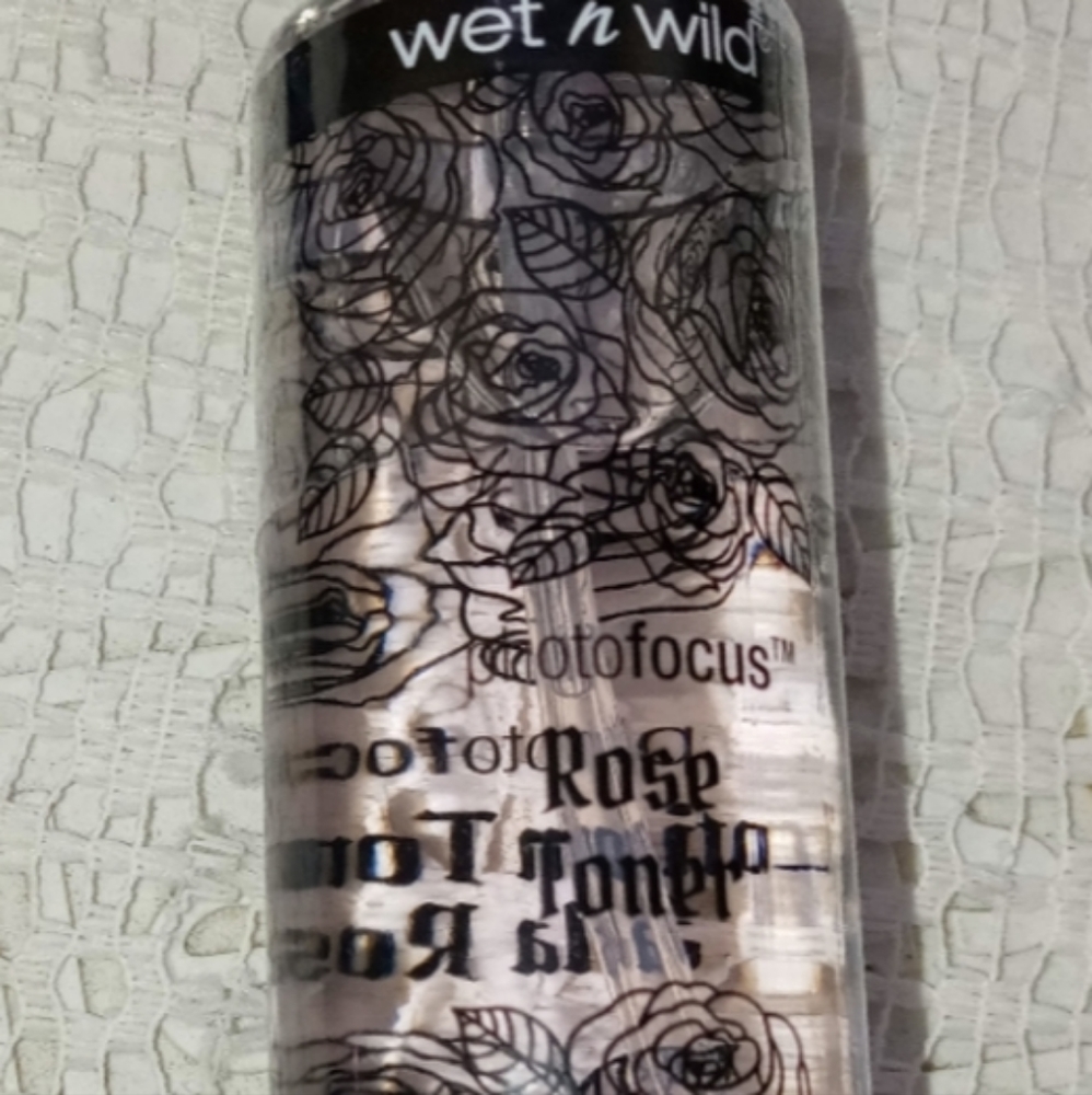 Wet N Wild Rose Toning Spray New